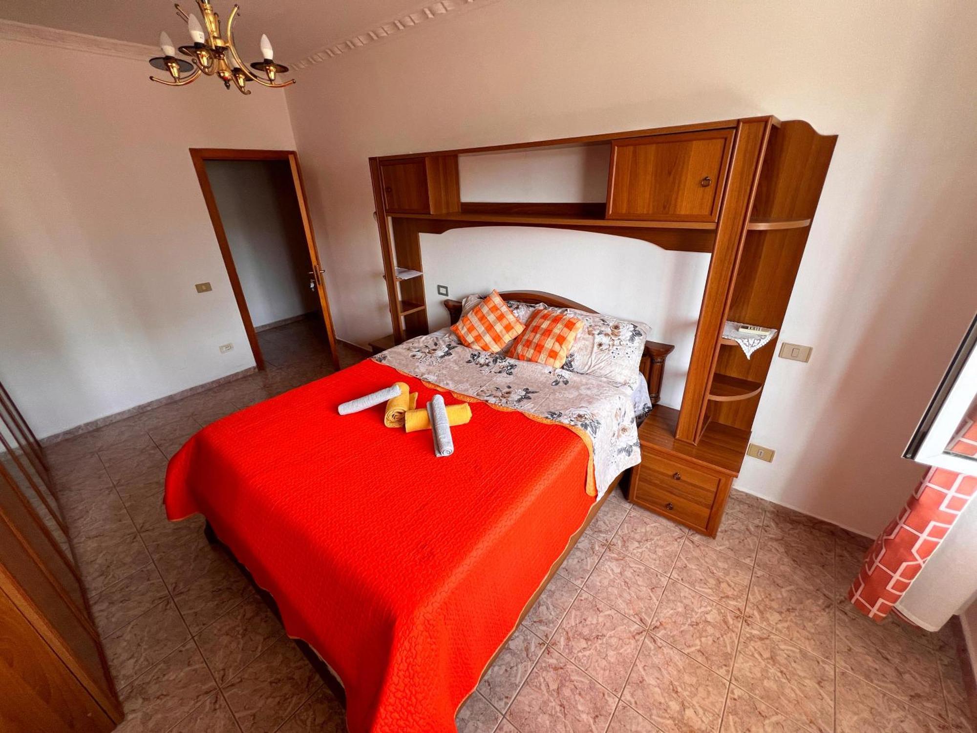 Bllok Bright Private Bedrooms With Private Bathroom On Shared Apartment 地拉那 外观 照片